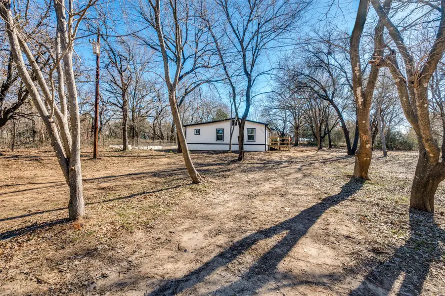 3709 County Road 401b, Alvarado, TX 76009 - Image #2