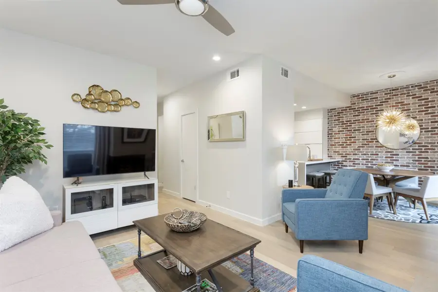 5100 Verde Valley Lane #135, Dallas, TX 75254 - Image #3