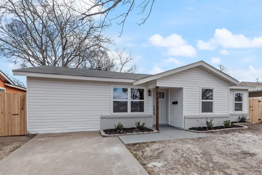 4313 Eastover Avenue, Fort Worth, TX 76119 - Image #1