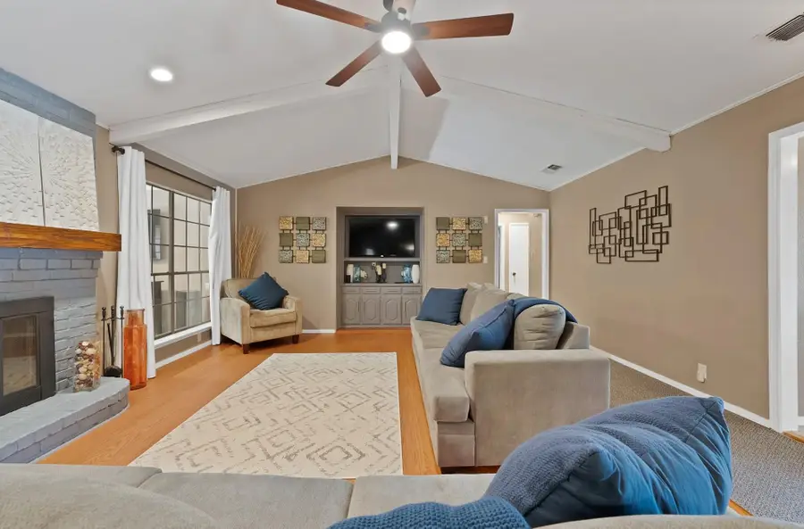 1406 Shadybrook Drive, Desoto, TX 75115 - Image #3