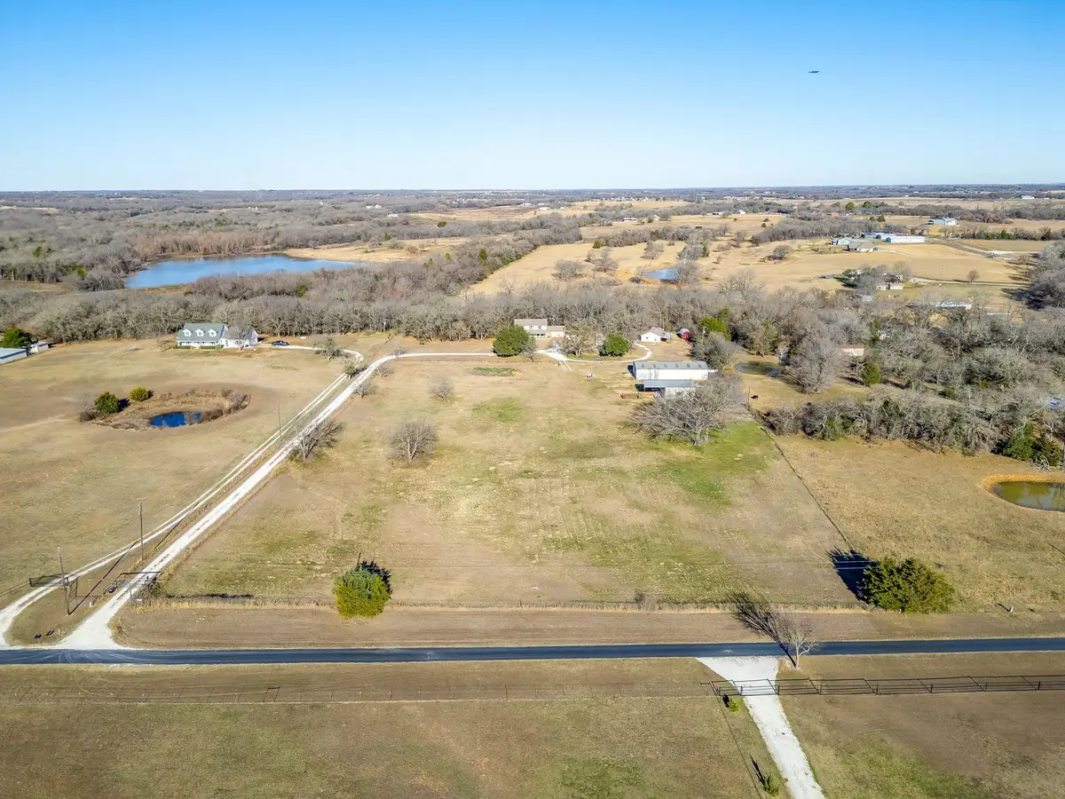 6549 Meinen Lake Road, Grandview, TX 76050 - Image #1