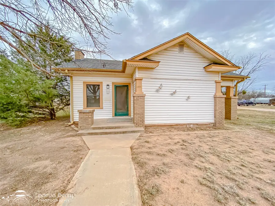 1331 Avenue N, Anson, TX 79501 - Image #3