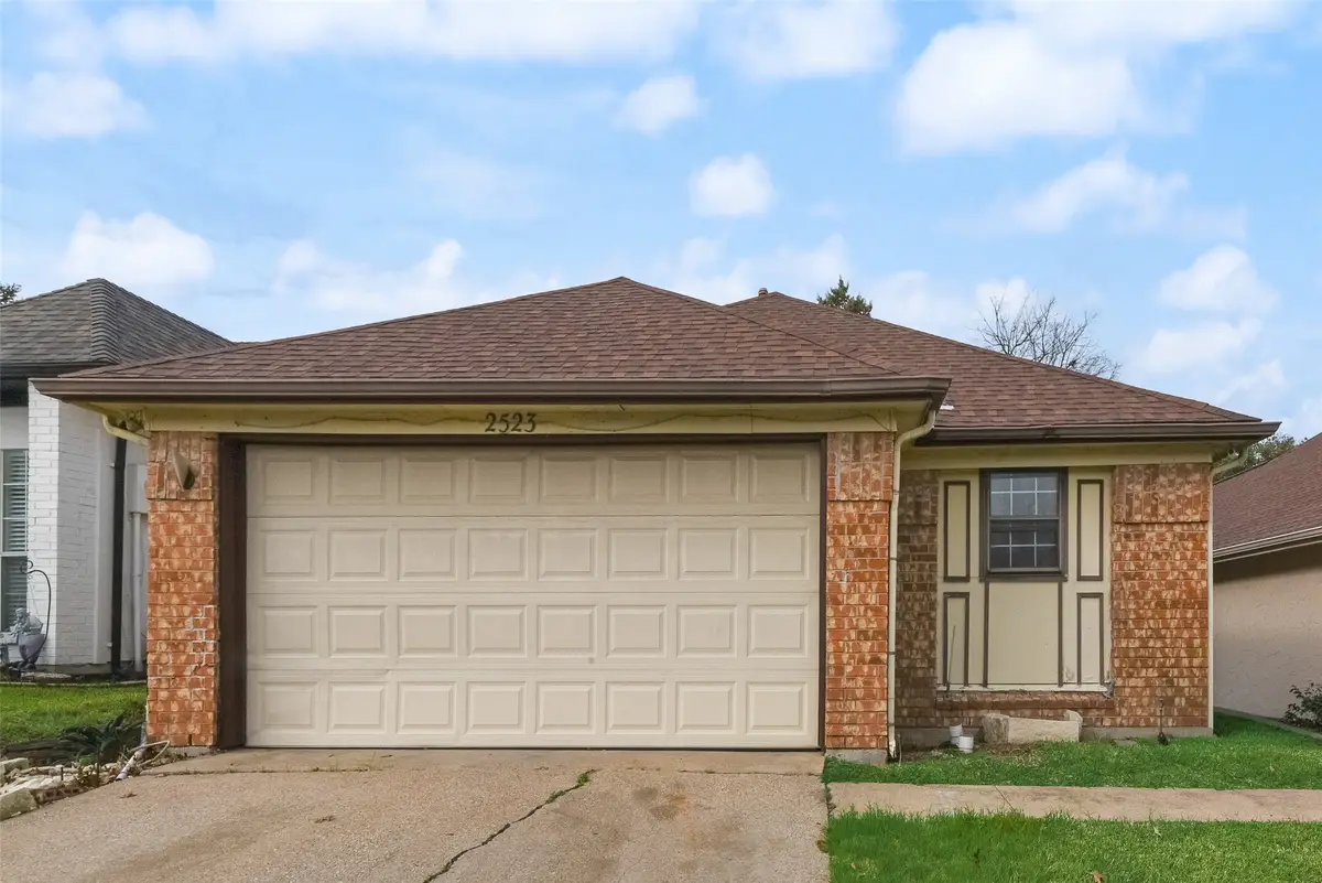 2523 Beverly Hills Lane, Mesquite, TX 75150 - Image #1