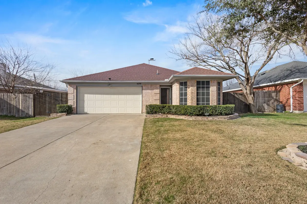 6318 Brookbriar Court, Arlington, TX 76018 - Image #1