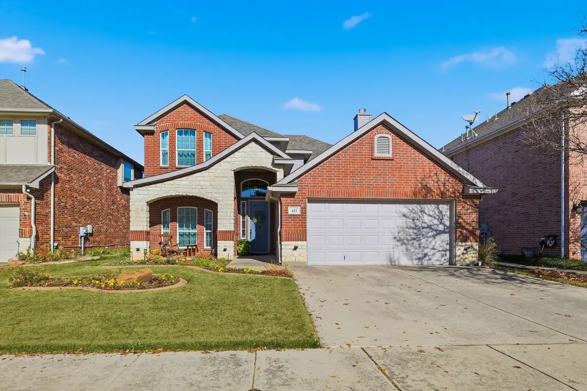411 Fountain Side Drive, Euless, TX 76039 - Image #1