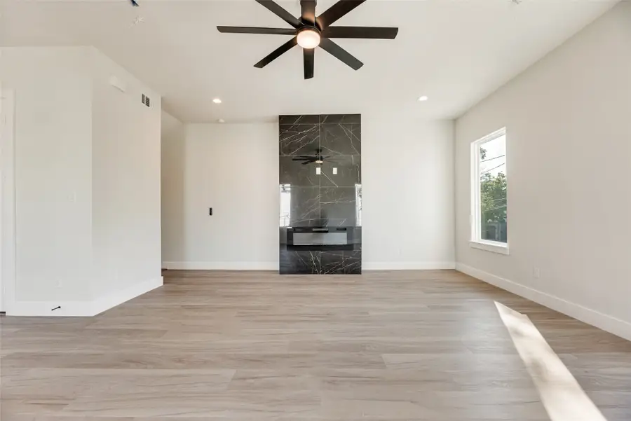1121 Muncie Avenue, Dallas, TX 75212 - #3