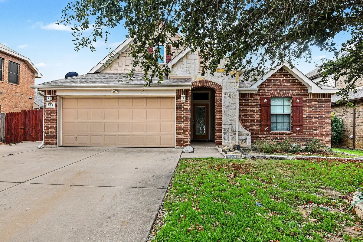 709 Ridgewater Trail, Fort Worth, TX 76131 - Image #1