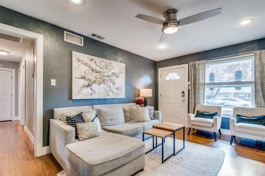 412 Hanbee Street, Richardson, TX 75080 - Image #3