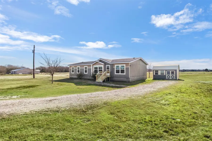 5542 County Road 1043, Celeste, TX 75423 - Image #2