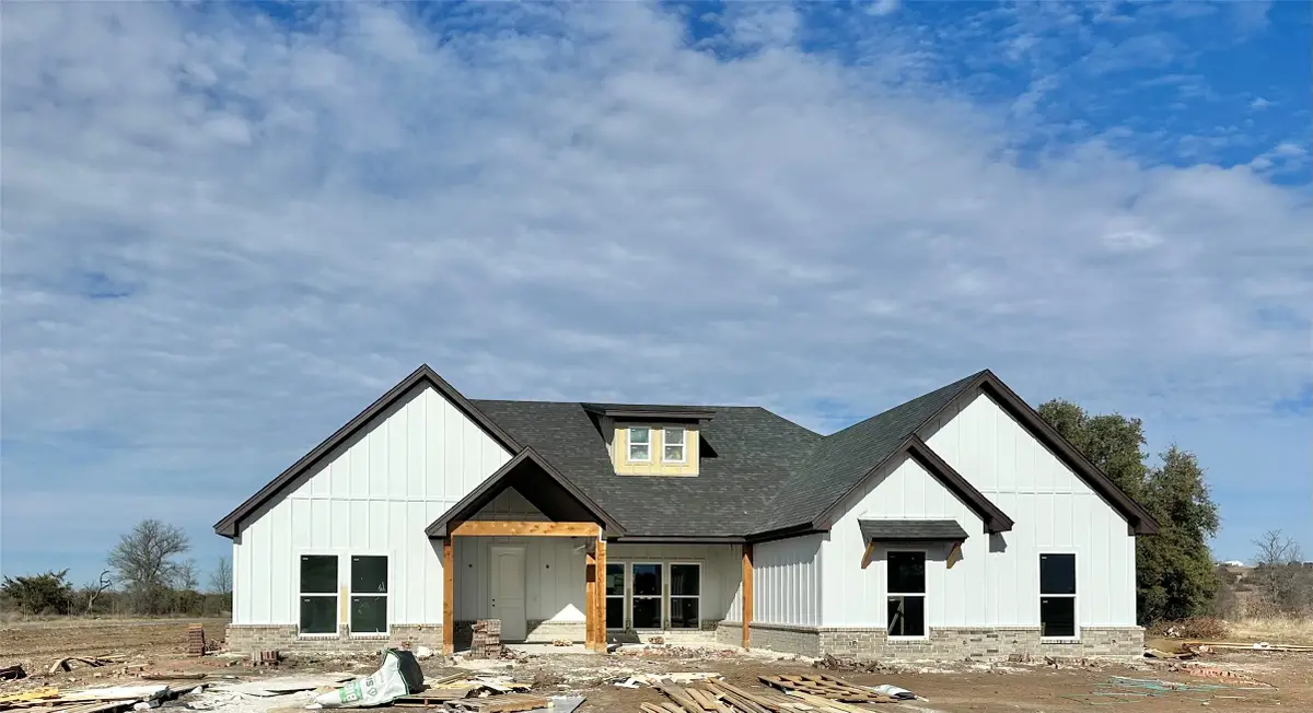 2001 Collin Street, Weatherford, TX 76085 - Image #1