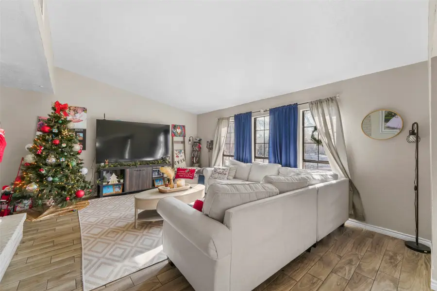 3013 Villa Sur Trail, Dallas, TX 75228 - Image #3