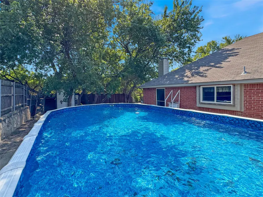 806 Glenwood Court, McKinney, TX 75071 - Image #3