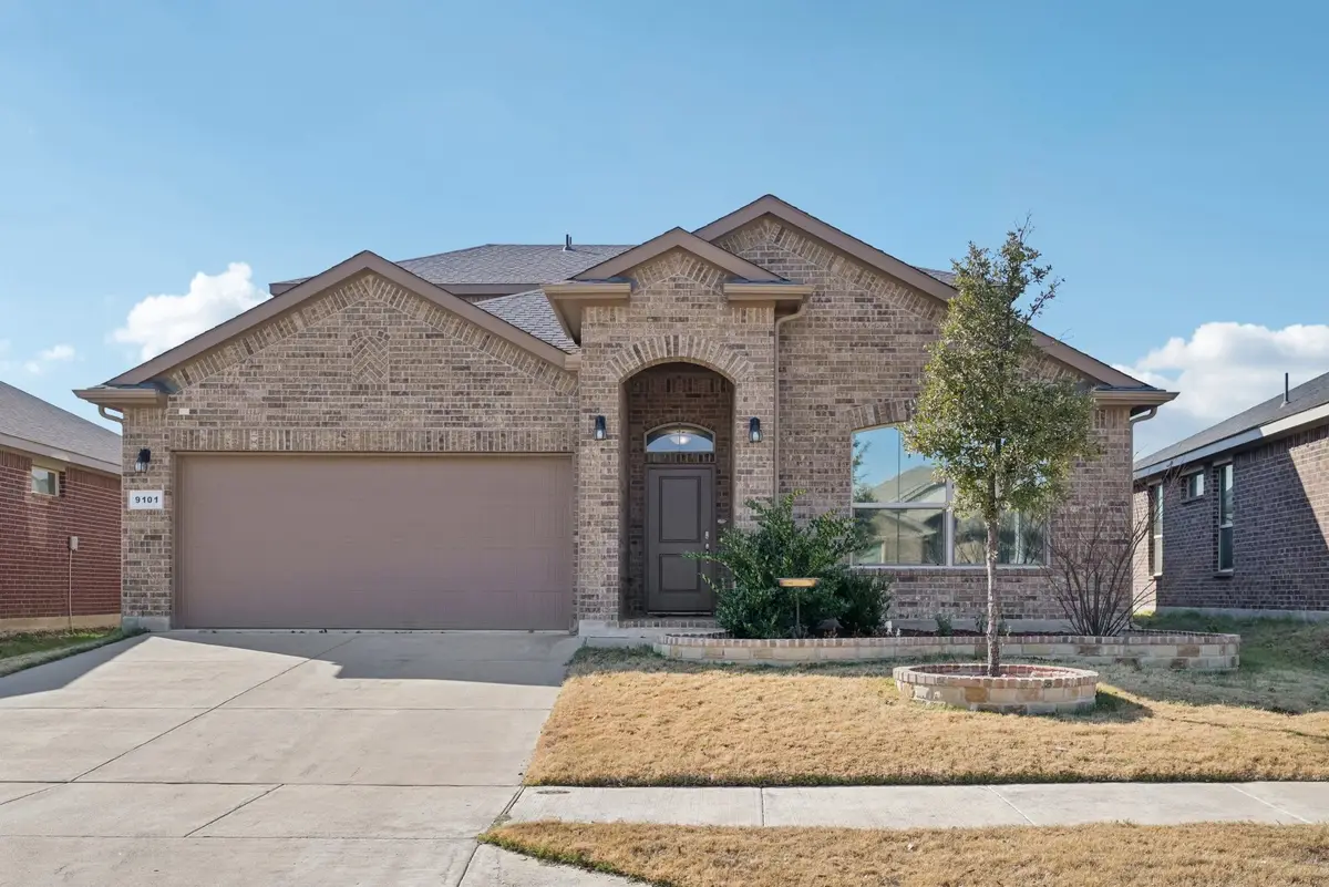 9101 Fescue Drive, Fort Worth, TX 76179 - Image #1