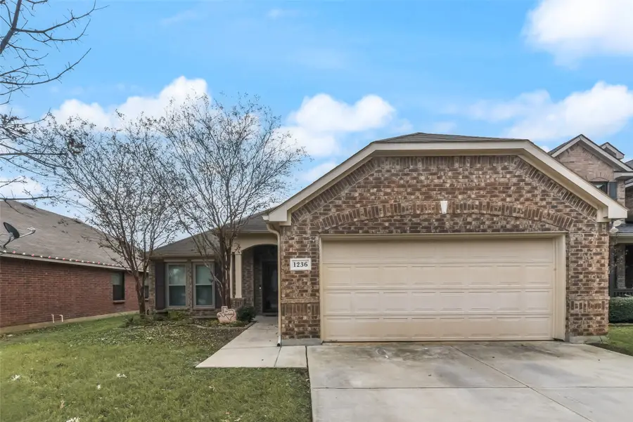 1236 Elkford Lane, Justin, TX 76247 - Image #2