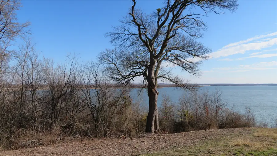 272 Chisam Road, Valley View, TX 76272 - Image #2