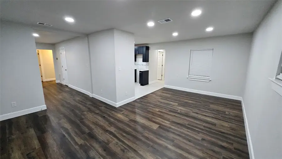 2502 Helmet Street, Irving, TX 75060 - Image #2