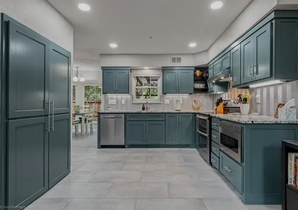 700 Silverstone Lane, Irving, TX 75063