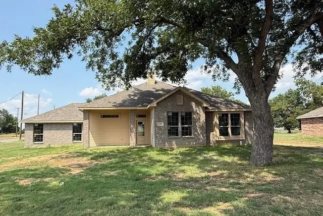 1201 Anthony Street, Gainesville, TX 76240 - Image #1