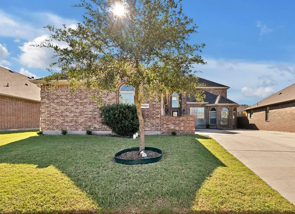 4818 Clamdigger Way, Garland, TX 75043 - Image #1