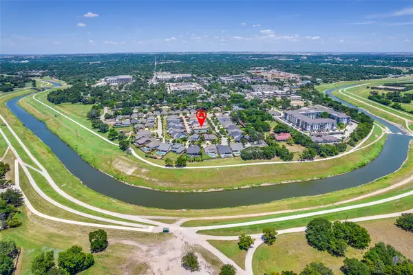 520 Sheer Bliss Lane, River Oaks, TX 76114