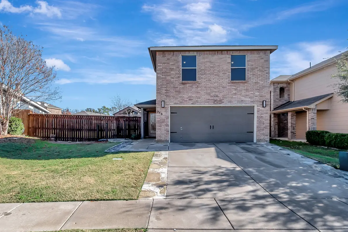 716 River Hill Lane, Fort Worth, TX 76114 - Image #1