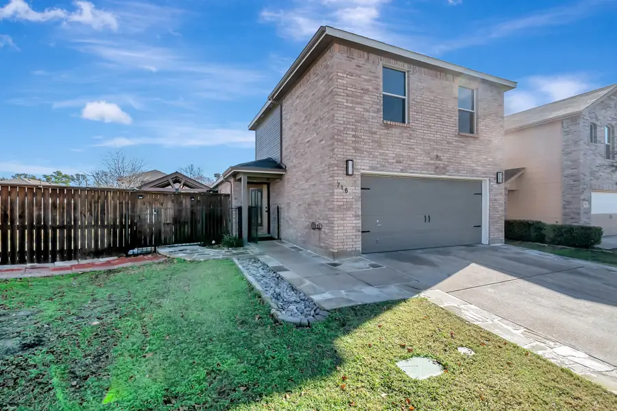 716 River Hill Lane, Fort Worth, TX 76114 - Image #2