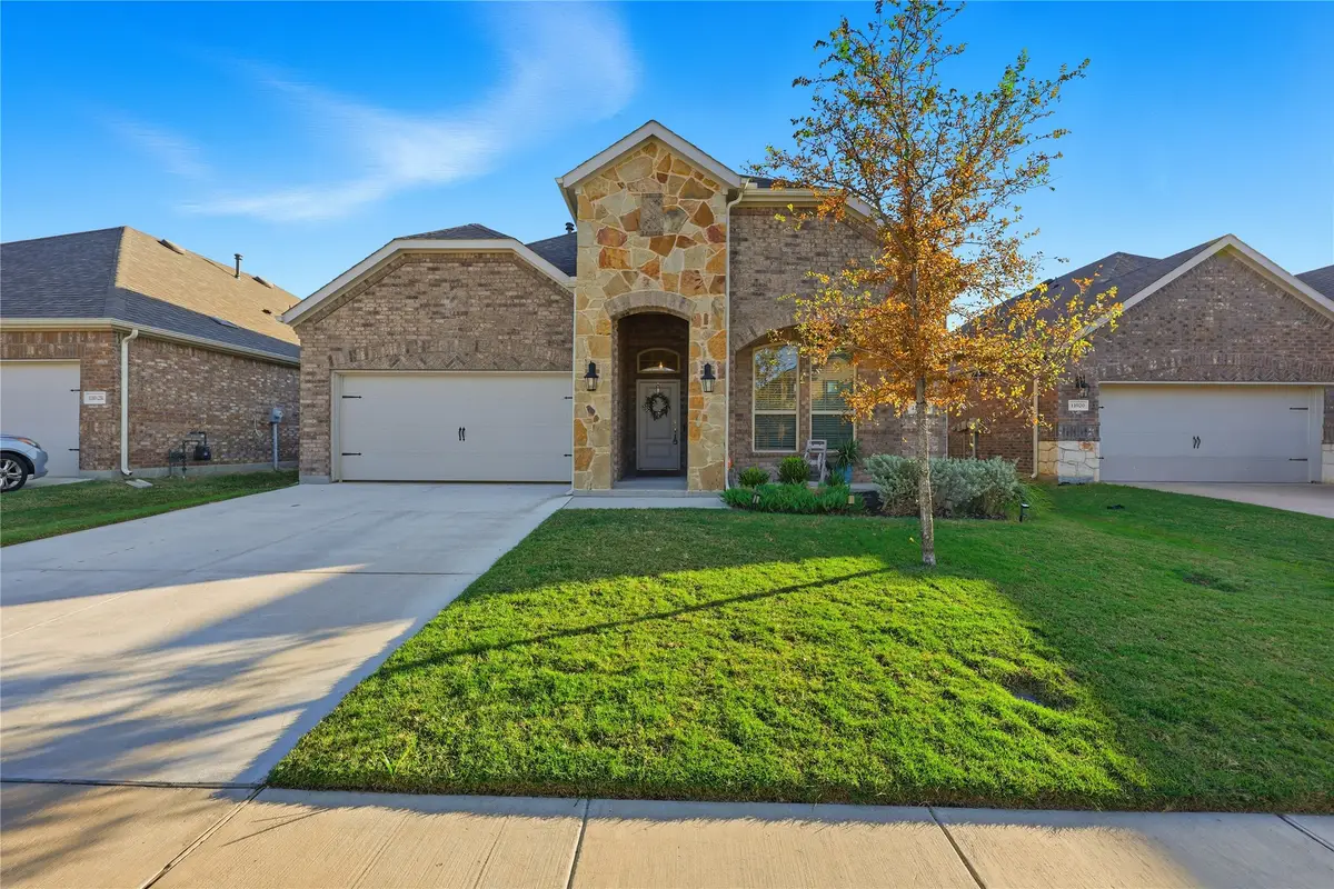 11024 Gold Pan Trail, Aubrey, TX 76227 - Image #1