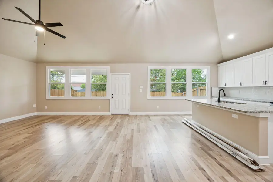 1116 E Pulaski Street, Fort Worth, TX 76104 - #2