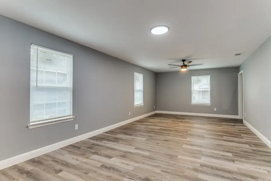 2314 Dathe Street, Dallas, TX 75215 - Image #2