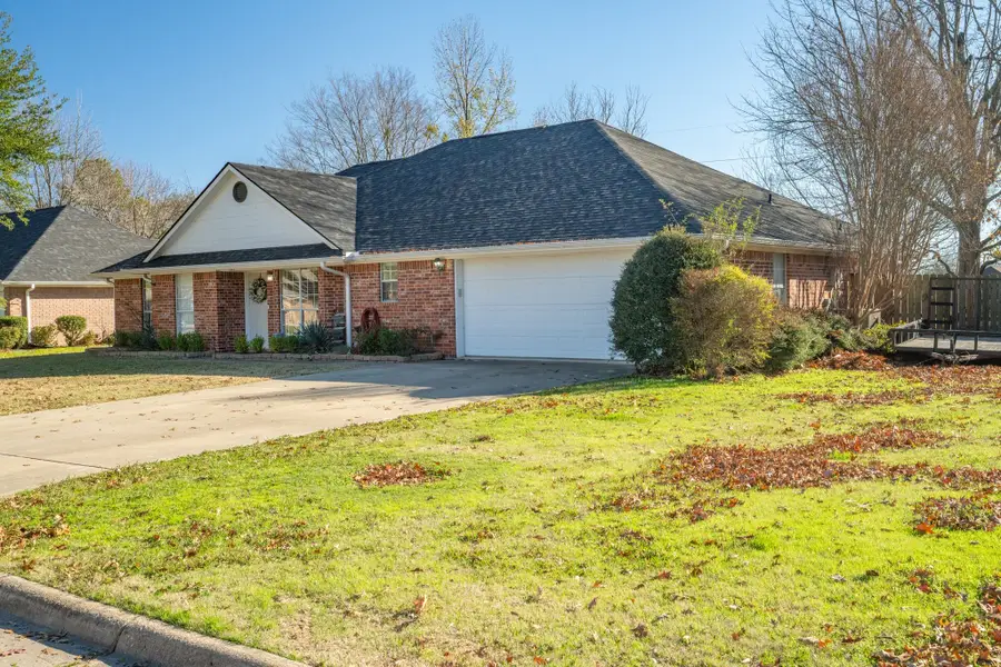 1311 Tiffany Lane, Commerce, TX 75428 - Image #3