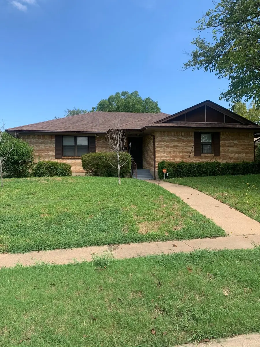 919 Magnolia Lane, Lancaster, TX 75146 - Image #2