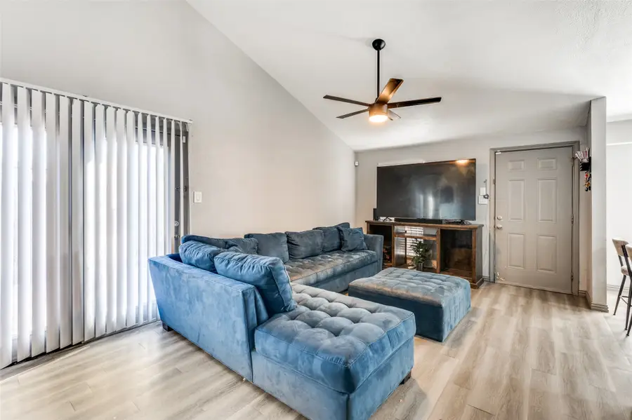 7021 Newberry Court E, Fort Worth, TX 76120 - Image #2