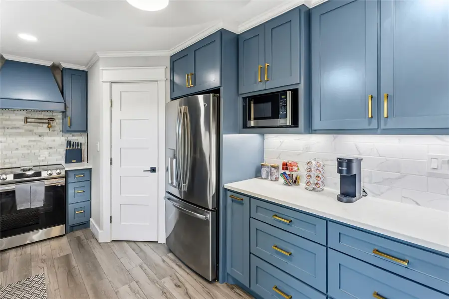 1202 Hillwood Drive, Lewisville, TX 75067 - #2