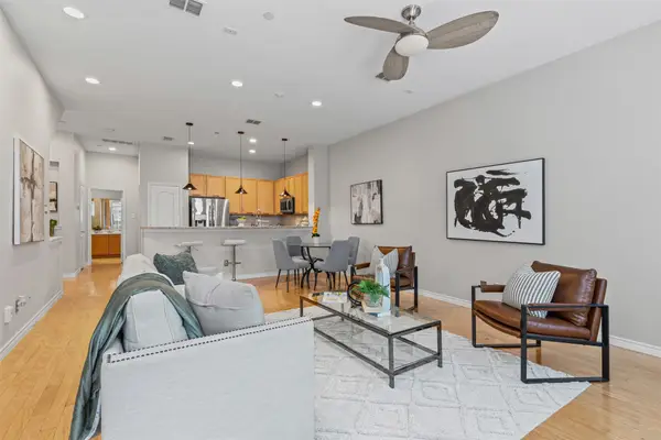 15759 Seabolt #44, Addison, TX 75001