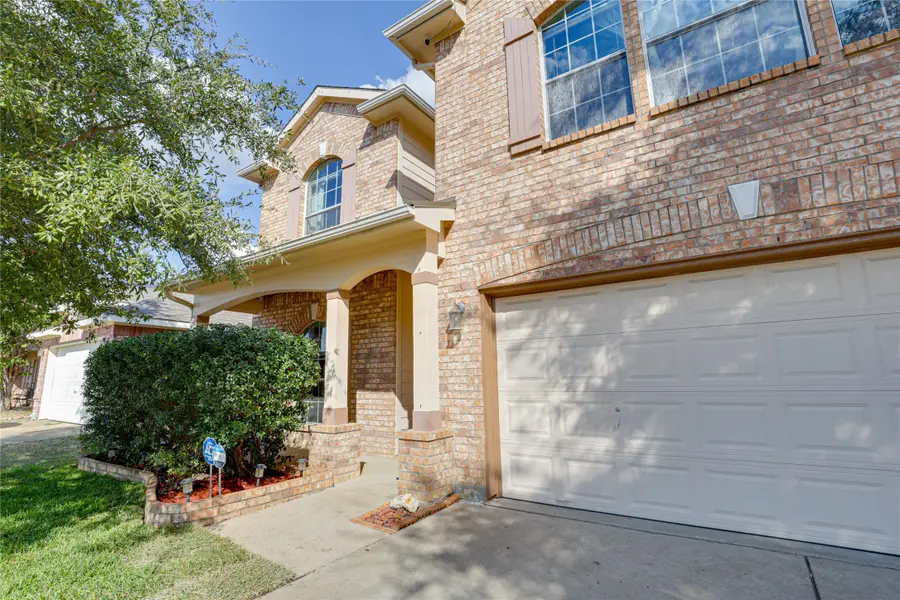 8401 Autumn Creek Trail, Fort Worth, TX 76134 - Image #2
