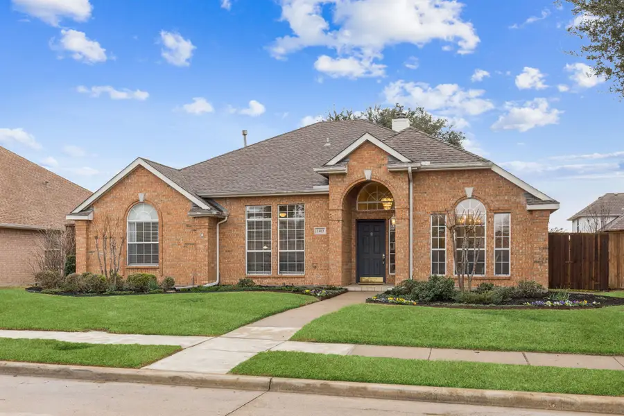 1413 Meadow Vista Drive, Carrollton, TX 75007 - Image #2