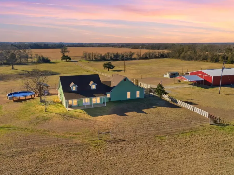 643 Cr 2992, Windom, TX 75492 - #2