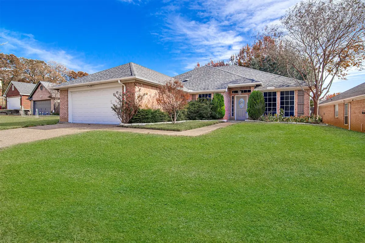 5505 Leffler Lane, Arlington, TX 76017 - Image #1