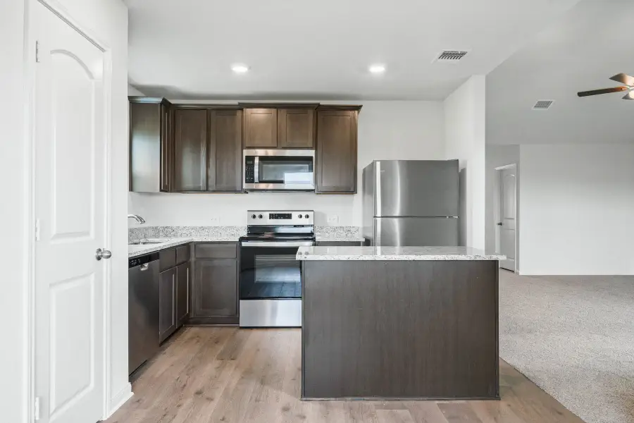 10133 Throttle Lane, Fort Worth, TX 76131 - Image #2