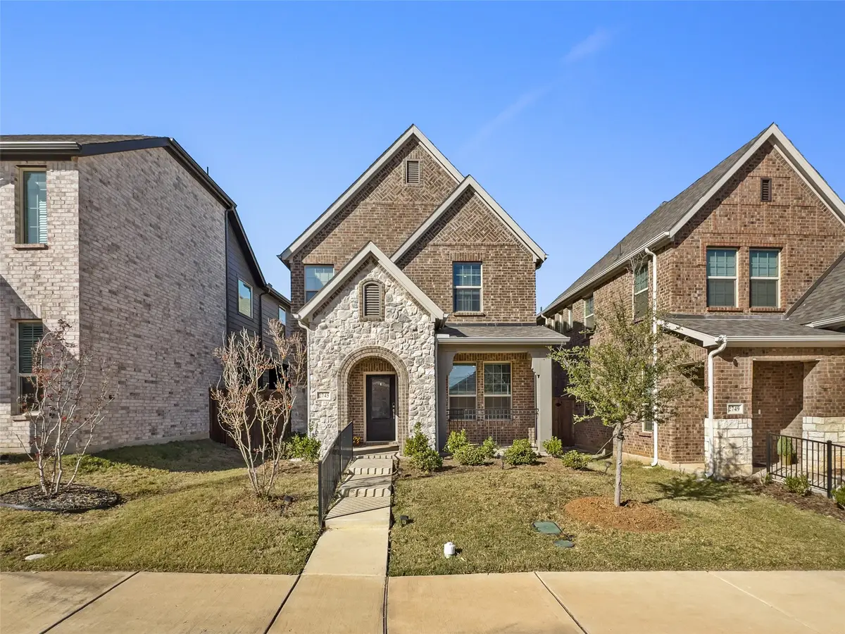 2745 Acadia Drive, Corinth, TX 76210 - Image #1