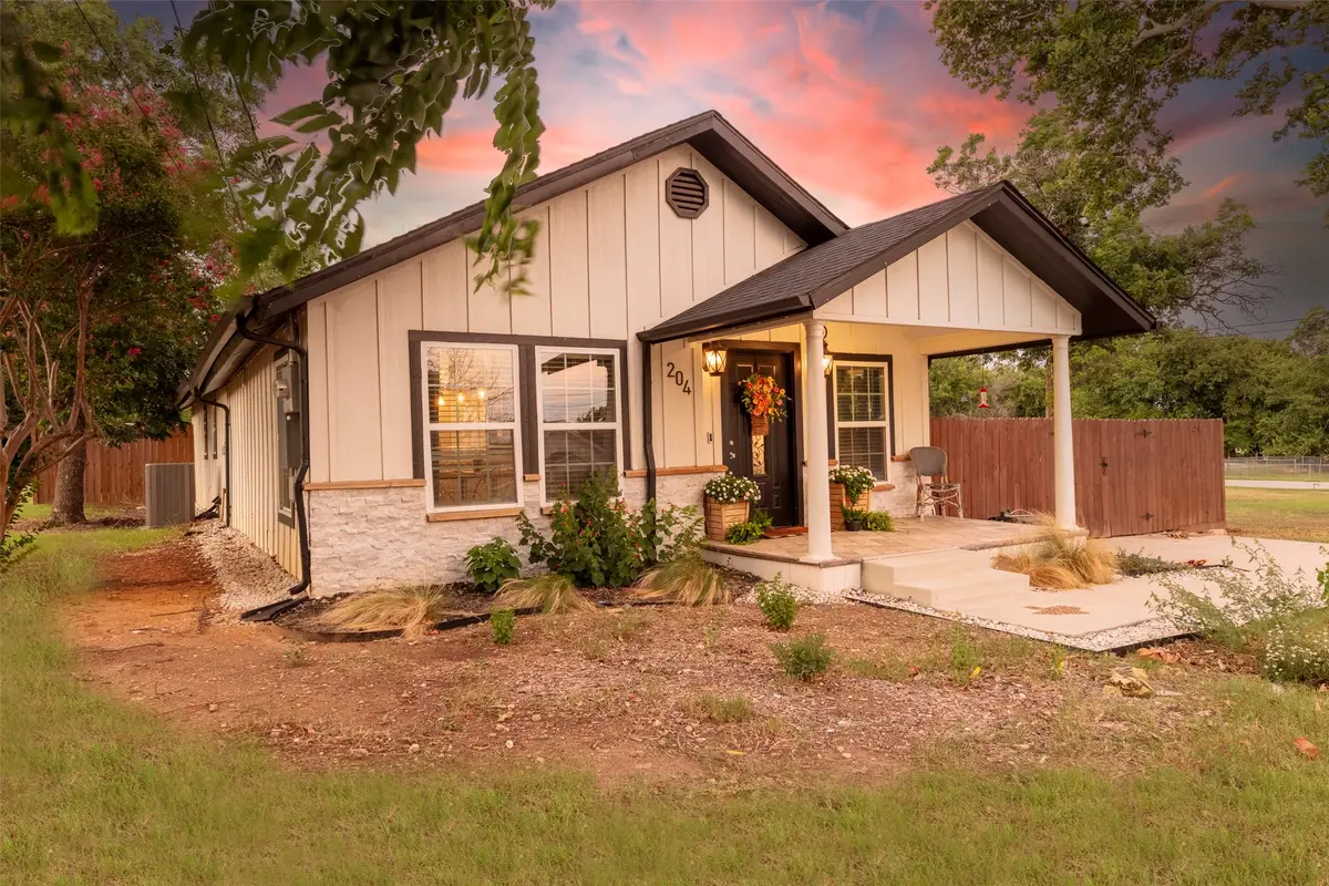 204 Main Street, Haslet, TX 76052 - #1