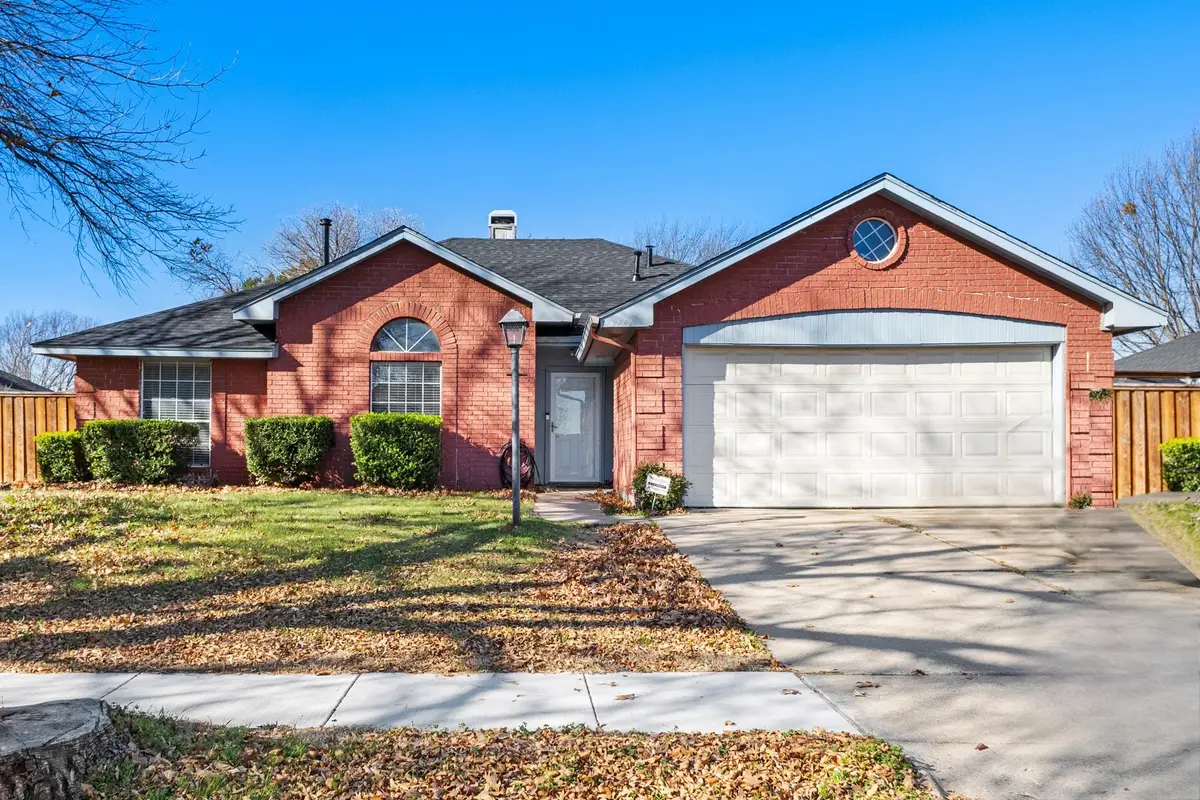 3717 Corn Valley Road, Grand Prairie, TX 75052 - Image #1