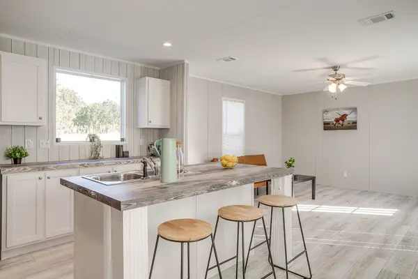 6303 N Oklahoma Trail, Granbury, TX 76048