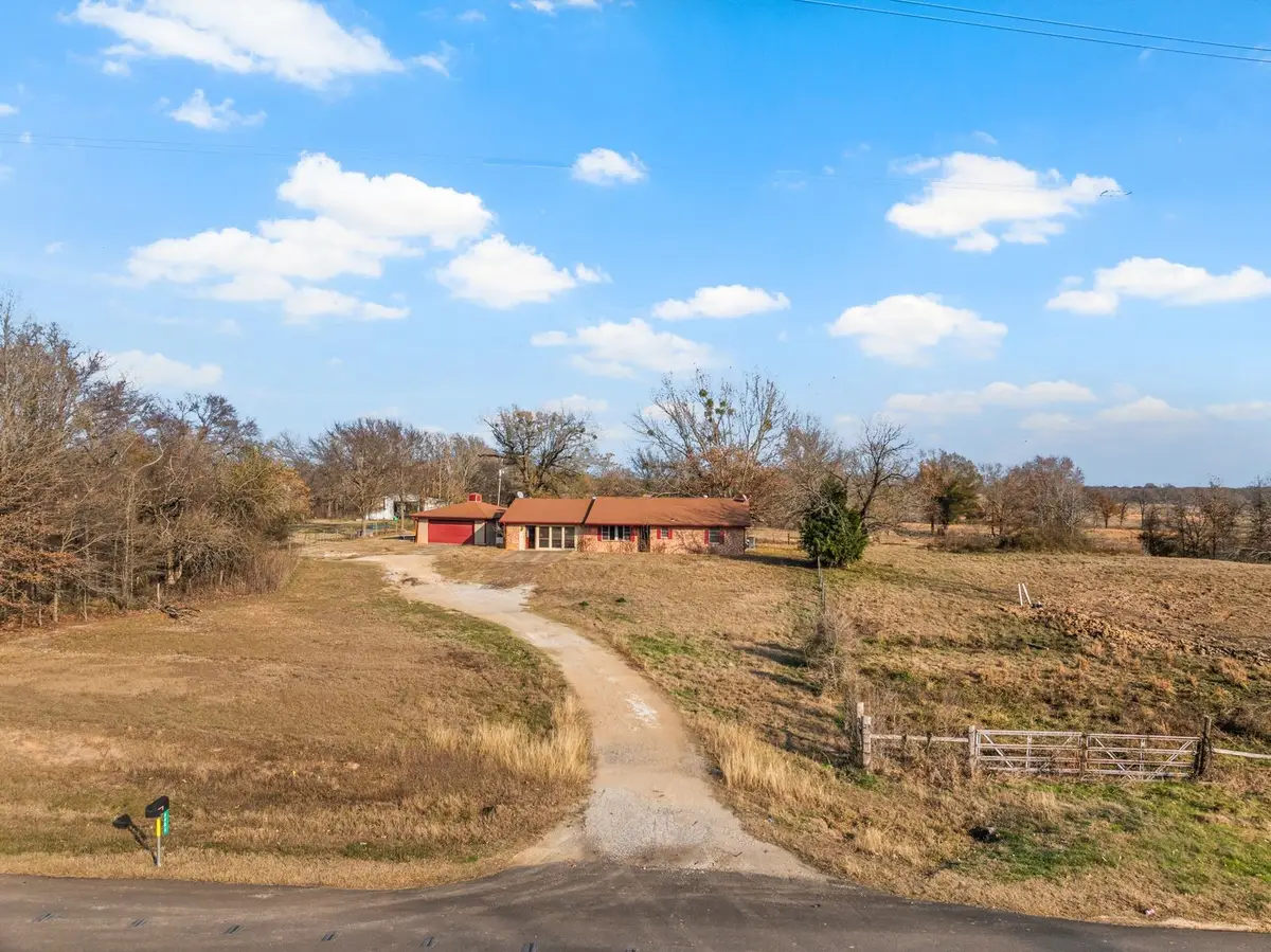 6406 N Tx Hwy 37, Talco, TX 75487 - Image #1