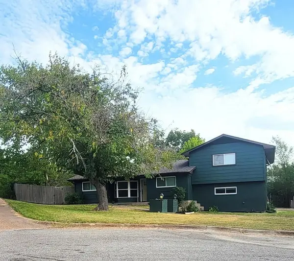 1207 Northwood Drive, Commerce, TX 75428