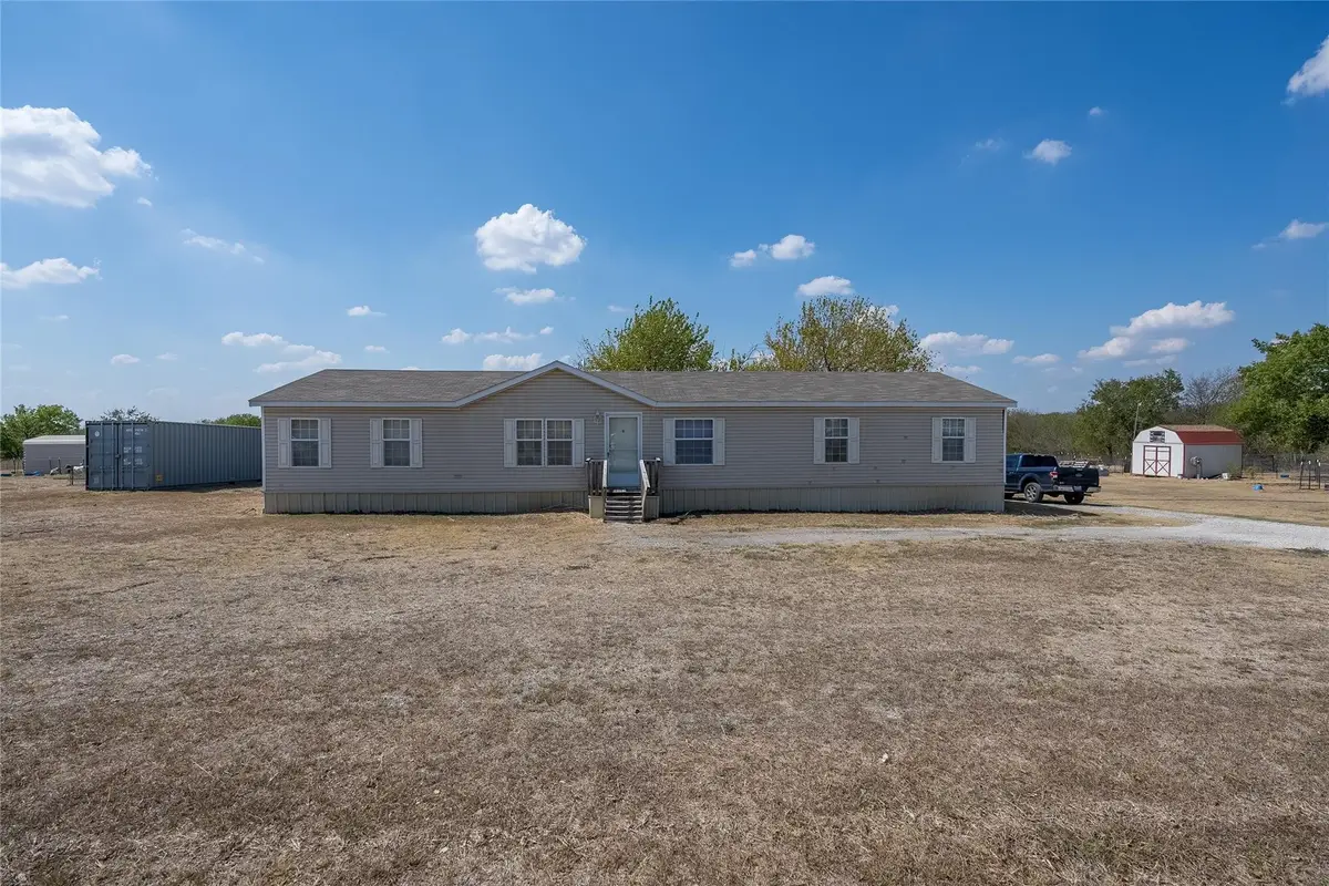 4260 Couch Road, Ponder, TX 76259 - Image #1