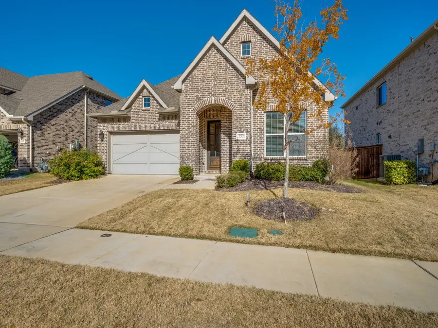 352 Moonvine Drive, Little Elm, TX 75068 - Image #2