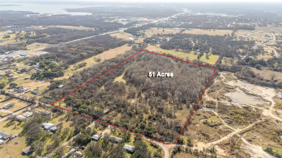 1620 W Timberlake Street #B, Azle, TX 76020 - Image #3