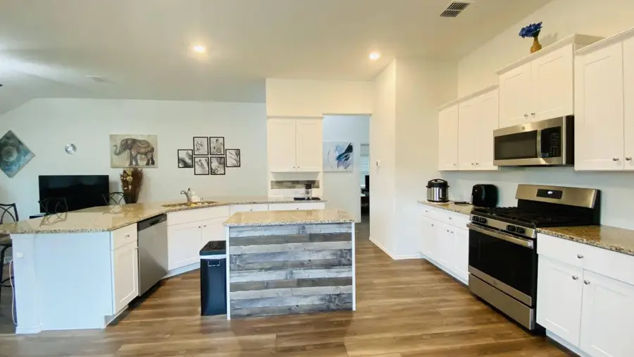 4612 Azurite Road, Little Elm, TX 76227 - Image #3