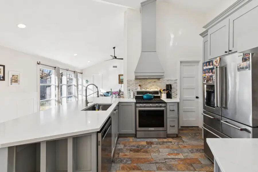 1723 Anglers Plaza, Grapevine, TX 76051 - Image #2